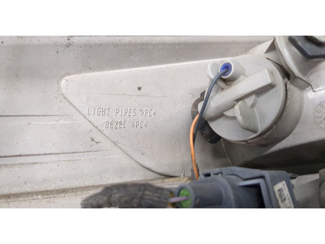 Задний фонарь          