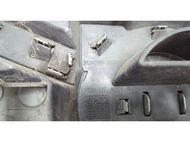 Решетка радиатора  Volvo XC60 2008-2017          31290999