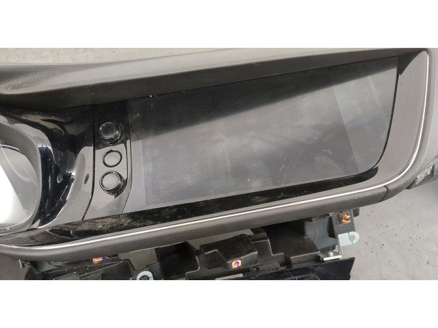 Дисплей бортового компьютера  Buick Envision 2020-2025        