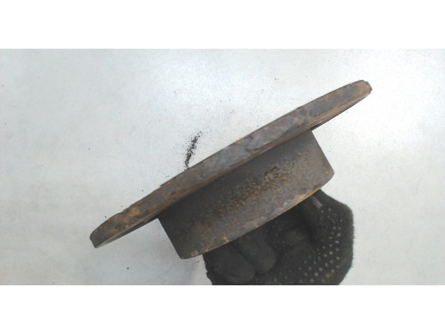 Диск тормозной Volkswagen Golf Plus 1.9 задний 1K0615601AB