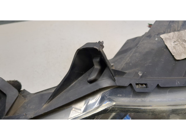 Фара передняя  Fiat Scudo 2007-2016 левая 