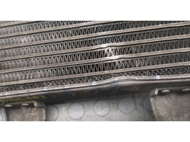 Интеркулер  KIA Carnival 2001-2006 2.9      