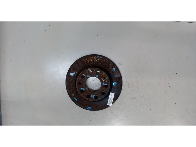 Диск тормозной  Audi A4 (B7) 2005-2007 1.8  задний     8E0615601Q      