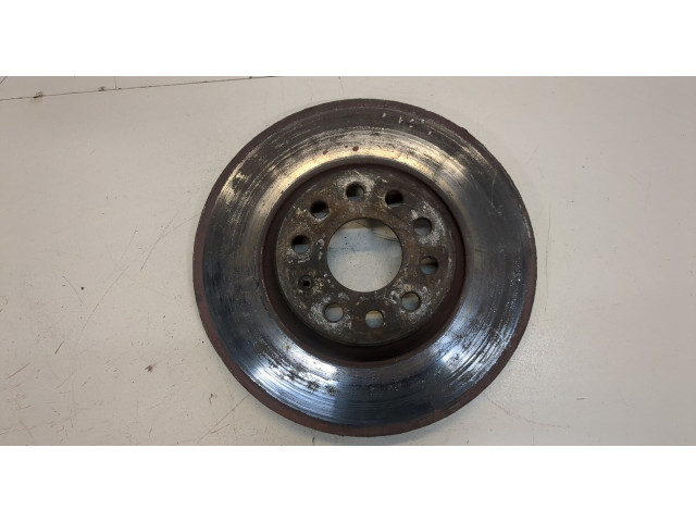 Диск тормозной Mazda CX-3 2014- передний