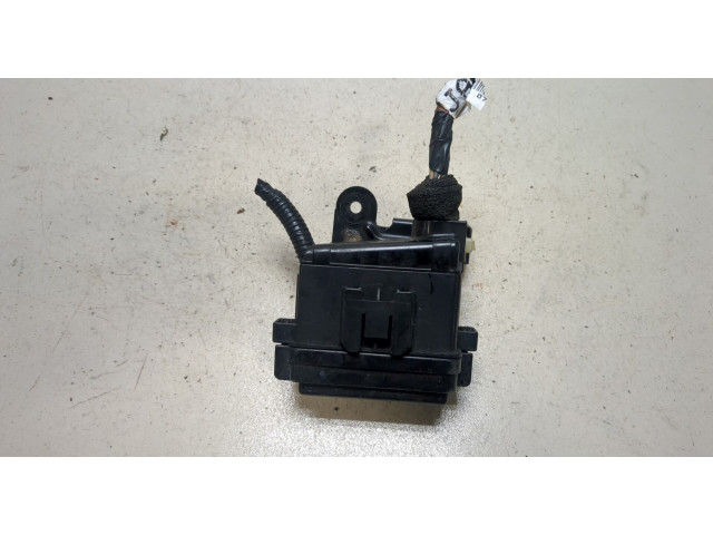 Блок предохранителей Honda Ridgeline 2005-2012