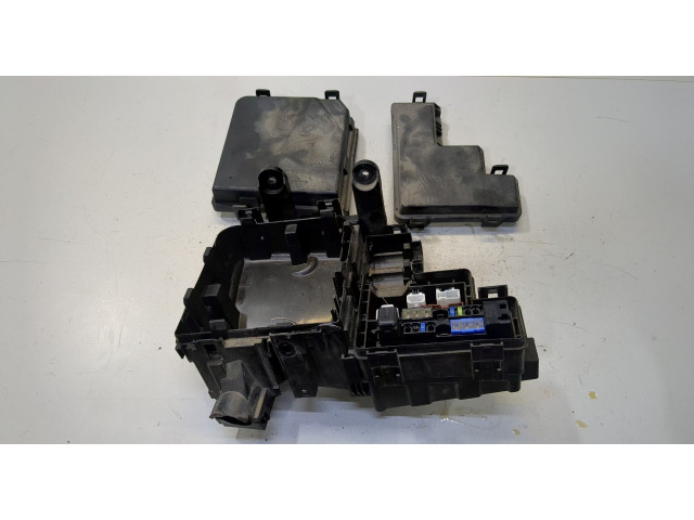 Блок предохранителей  Nissan Rogue 2014-2020         