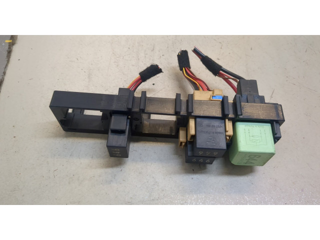 Блок реле  Skoda Yeti 2013-2018         