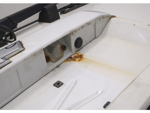 Замок багажника  Chevrolet Tahoe 2006-2014       