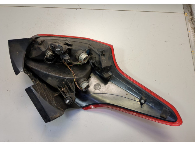 Задний фонарь          