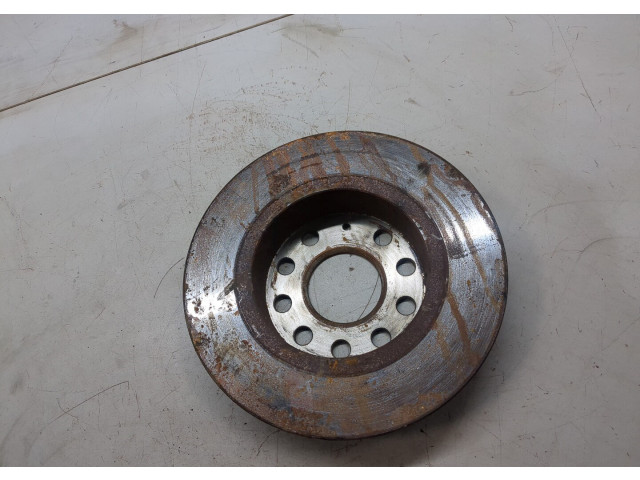 Диск тормозной Volkswagen Golf 6 2009-2012 задний