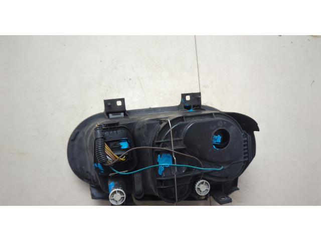 Фара передняя  Volkswagen Golf 4 1997-2006 левая 