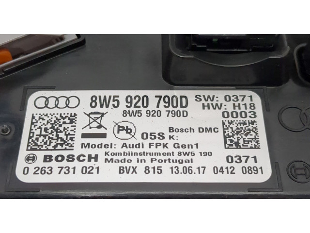 Панель приборов Audi S5 (F5) 2016-2019 8W5920790D