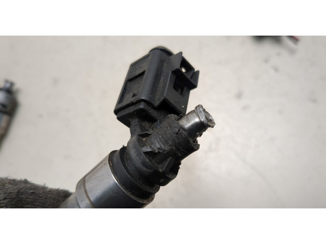 Форсунка топливная Volkswagen Golf Plus