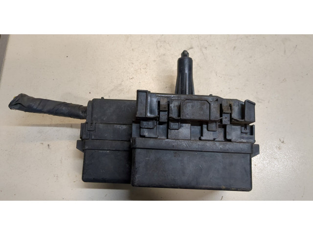 Блок предохранителей Infiniti QX56 2004-2010