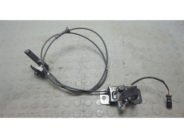 Замок капота  Chevrolet Bolt 2016-2021     