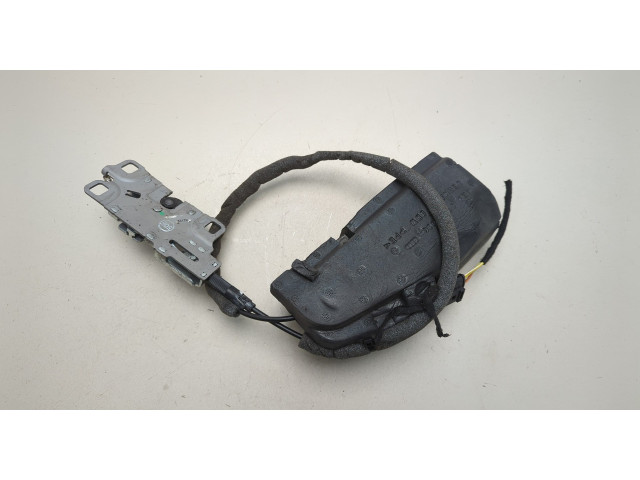 Замок багажника Audi A8 (D3) 2002-2010