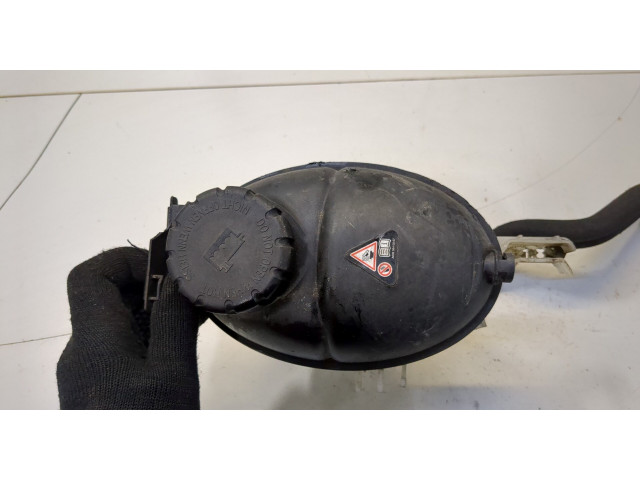 Бачок расширительный  Mercedes E W212 2013-2016      2.1