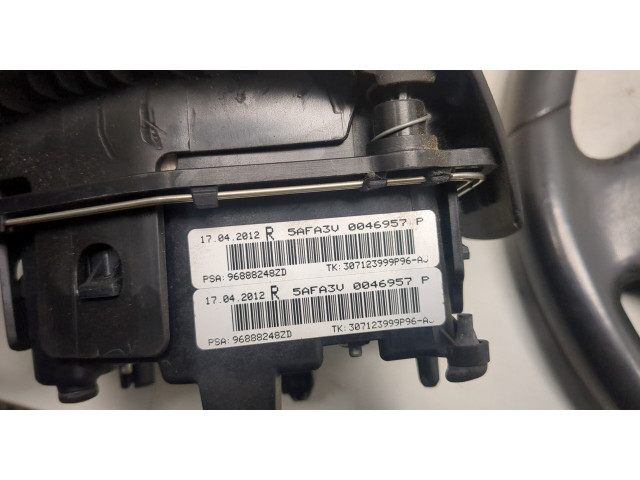 Руль Citroen DS4