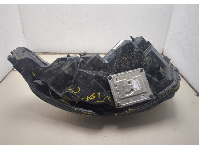 Фара передняя  Ford Explorer 2019-2025 левая 