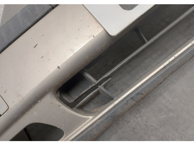 Бампер  Volvo V70 2001-2008 передний   