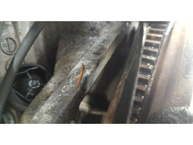 Форсунка топливная  Audi A6 (C5) 1997-2005    06B133551T, 058133681C     