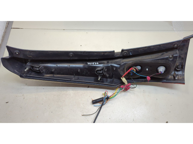 Задний фонарь