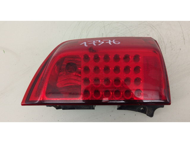 Задний фонарь