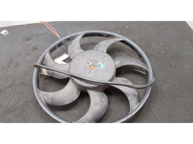 Вентилятор радиатора  BMW 3 E90, E91, E92, E93 2005-2012           