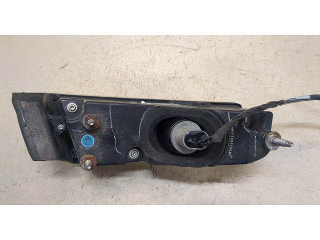 Задний фонарь          