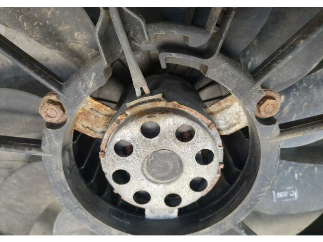 Вентилятор радиатора  Volkswagen Caddy 2004-2010    2.0 дизель       