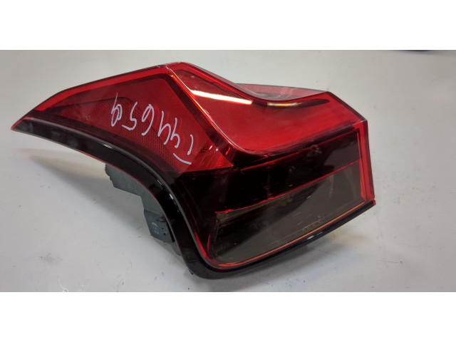 Задний фонарь