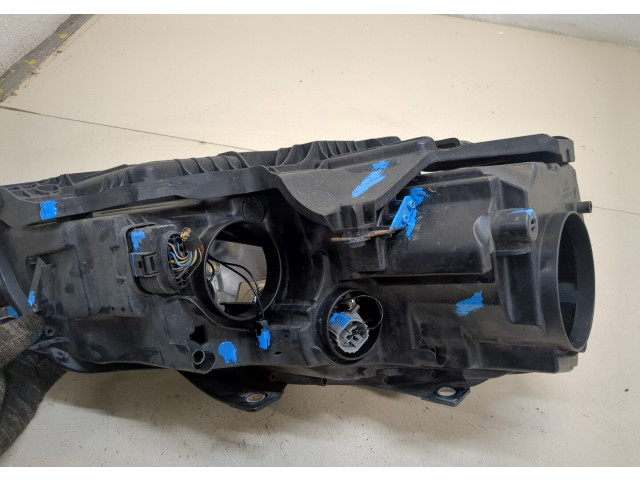 Фара передняя Volkswagen Golf 6 2009-2012 левая