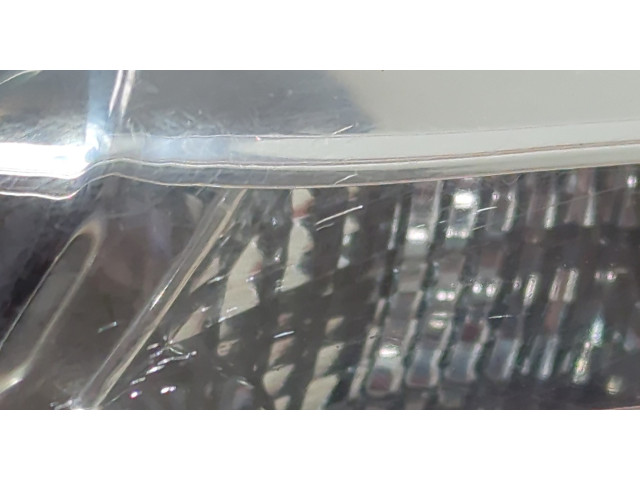 Задний фонарь