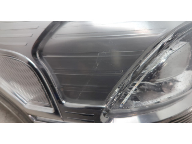 Задний фонарь