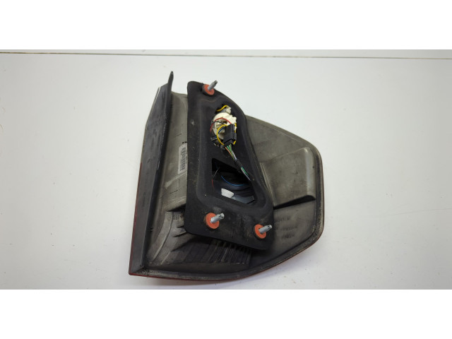 Задний фонарь