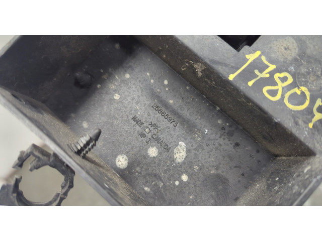 Крышка блока предохранителей  Chevrolet Tahoe 2006-2014         