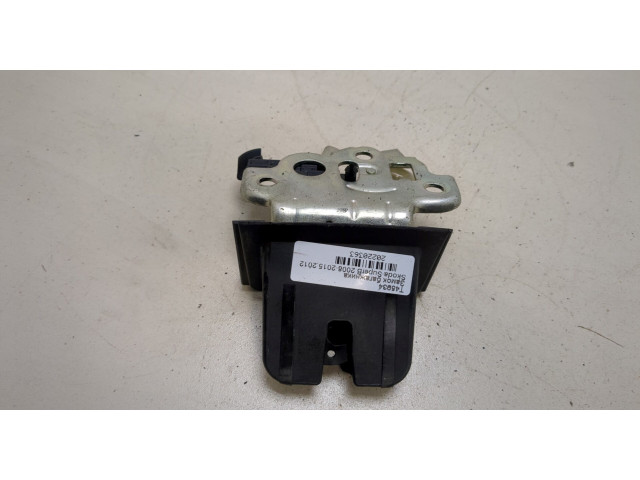 Замок багажника  Skoda SuperB 2008-2015       