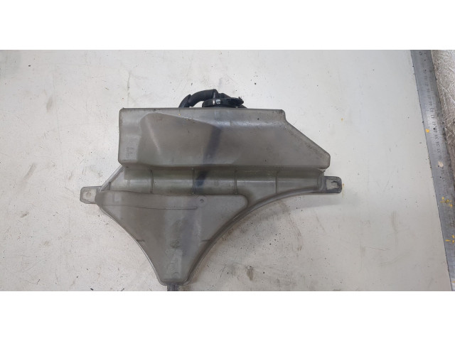 Бачок расширительный Mazda CX-5 2017-2021 PE0115383