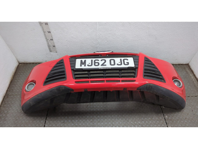 Решетка радиатора  Ford Focus 3 2011-2015          