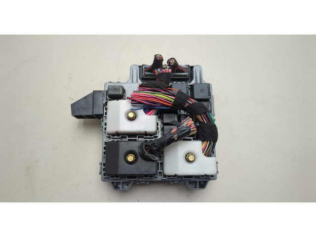 Блок предохранителей Jeep Liberty 2001-2007 56010395AA