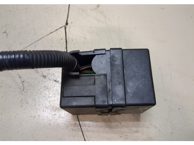 Блок реле  Ford Fusion 2002-2012      2S6T14A076BA    1.4