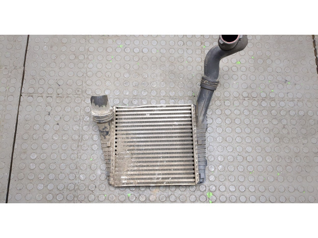 Интеркулер  Audi Q7 2006-2009       