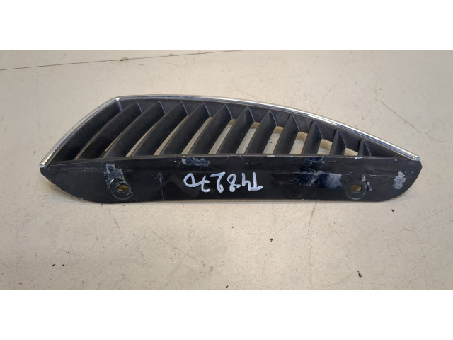 Решетка радиатора  Mitsubishi Lancer 9 2003-2006          MN126474, MN126878