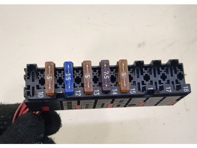 Блок предохранителей  Mercedes GL X164 2006-2012      0025450901     4.7