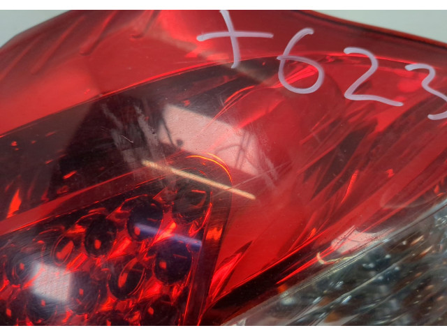 Задний фонарь          