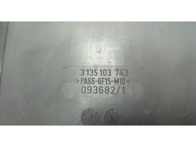 Вентилятор радиатора  Volvo V50 2004-2012           