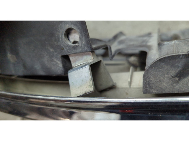 Решетка радиатора Infiniti QX56 2010-2013 623101LA1A