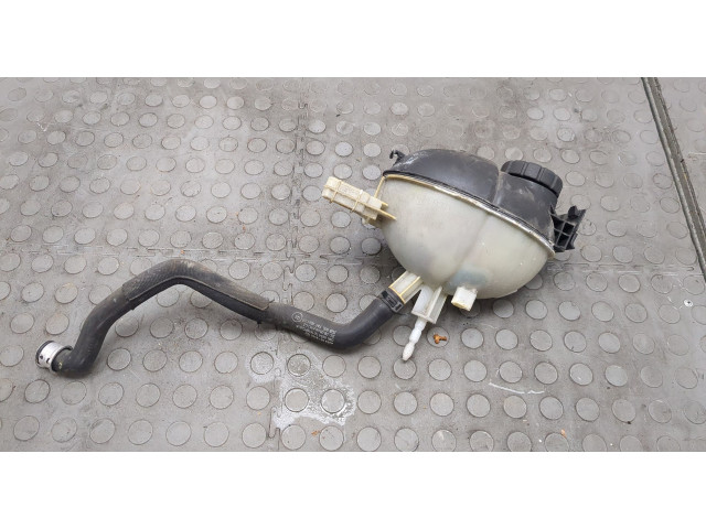Бачок расширительный  Mercedes GLK X204 2008-2015 A2045000049, A2045000749   