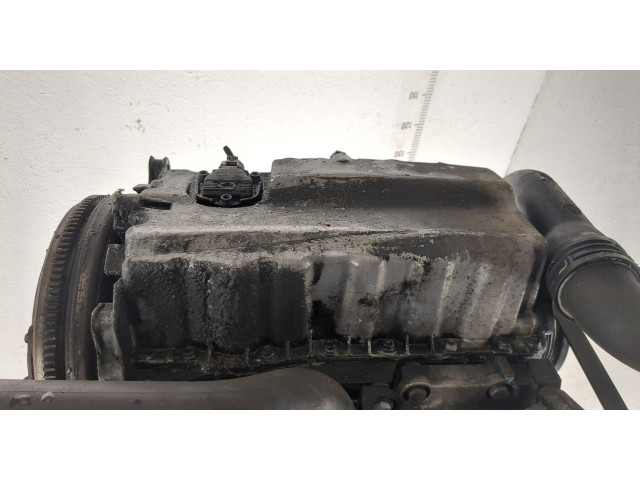 Форсунка топливная  Skoda Octavia (A5) 2004-2013    038130073AG     