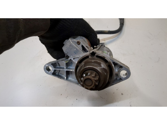 Стартер Volkswagen Golf 5 2003-2009 1.4